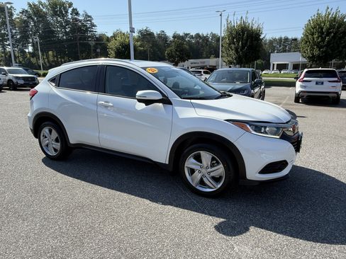 Used 2020 Honda HR-V EX image 2