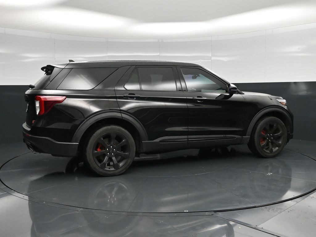 Used 2021 Ford Explorer ST w/ ST Street Pack AWD/4WD image 4