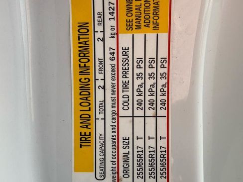 Used 2022 Chevrolet Colorado LT w/ Fleet Safety Package RWD image 39