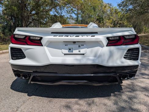Used 2023 Chevrolet Corvette Stingray Premium Conv w/ Battery Protection Package image 9