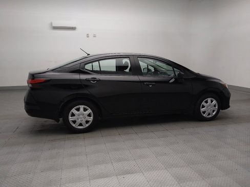 Used 2024 Nissan Versa S w/ Trunk Package image 10