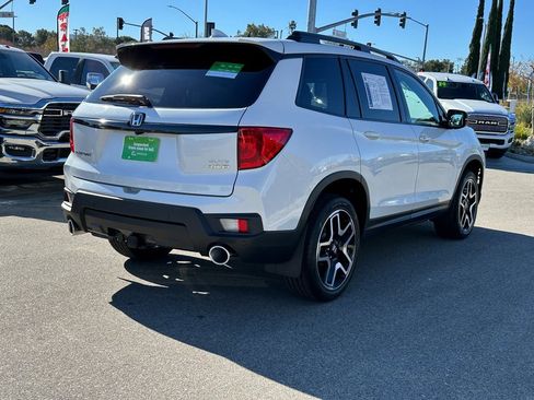 Used 2023 Honda Passport Elite image 7