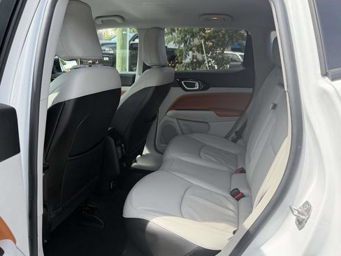 Used 2022 Jeep Compass Limited AWD/4WD image 15