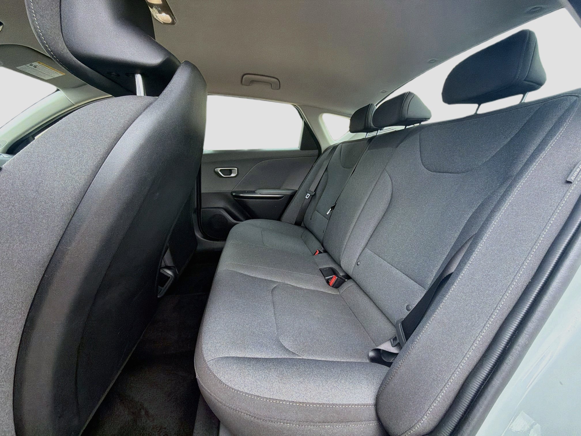Used 2025 Kia K4 FWD image 27