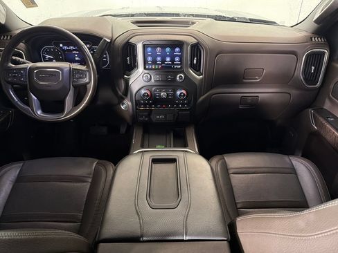 Used 2019 GMC Sierra 1500 Denali w/ Denali Ultimate Package AWD/4WD image 24