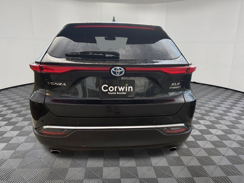 Used 2021 Toyota Venza XLE w/ Softex Package AWD/4WD image 2