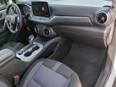 Certified 2023 Chevrolet Blazer LT w/ Convenience Package image 28
