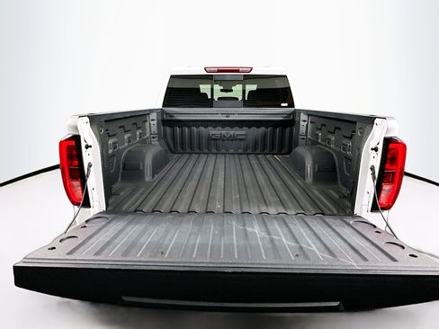 Used 2024 GMC Sierra 1500 SLE w/ Preferred Package image 28