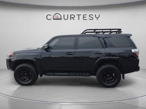 Used 2023 Toyota 4Runner TRD Pro AWD/4WD image 2