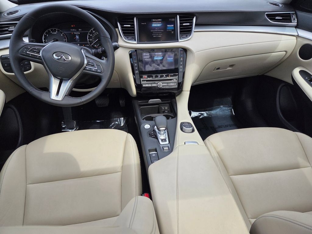Used 2020 INFINITI QX50 Luxe FWD image 9
