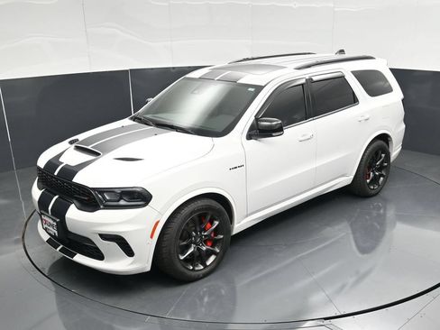 Used 2023 Dodge Durango R/T w/ Tow 'N Go Group AWD/4WD image 50