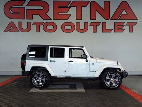 Used 2016 Jeep Wrangler Unlimited Sahara AWD/4WD image 1