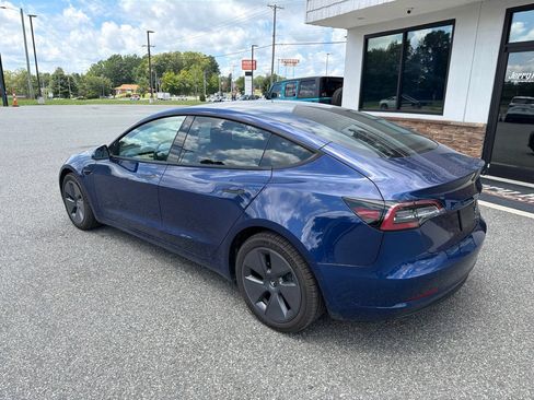Used 2022 Tesla Model 3 RWD image 5