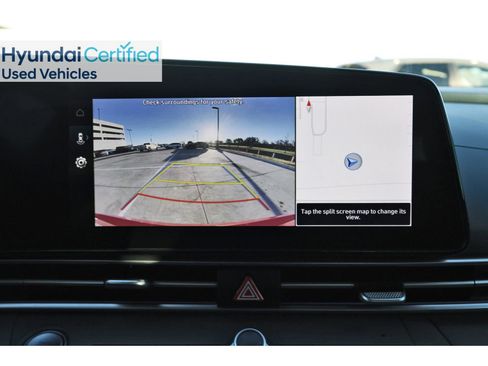 Certified 2025 Hyundai Elantra SEL image 26