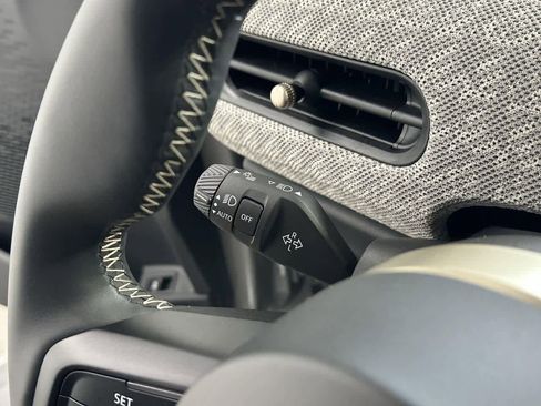 Certified 2025 MINI Cooper S image 17