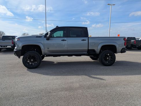 New 2026 Chevrolet Silverado 2500 LT w/ Trail Boss Package AWD/4WD image 6