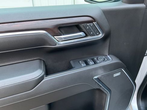 Used 2022 GMC Sierra 1500 SLT w/ SLT Premium Plus Package image 16