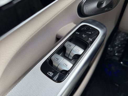 New 2026 Mercedes-Benz GLC 300 GLC 300 image 22