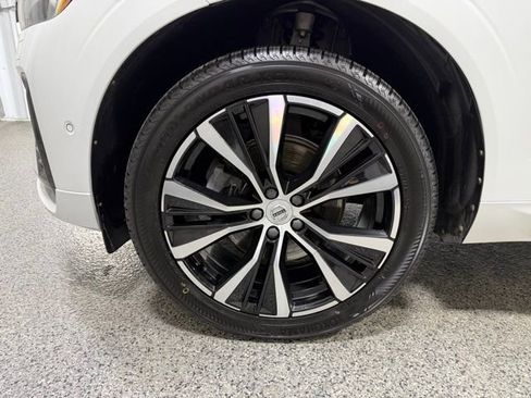 Used 2023 Volvo XC60 B5 Plus w/ Climate Package image 31