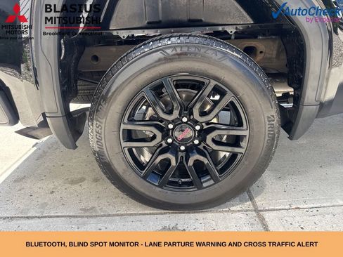Used 2024 GMC Sierra 1500 Elevation AWD/4WD image 6