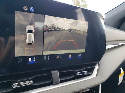 New 2026 Chevrolet Equinox LT image 40