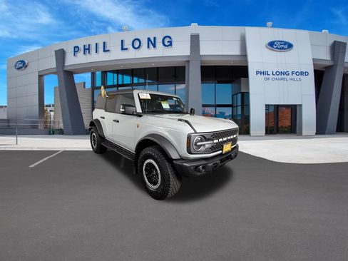 Certified 2023 Ford Bronco Badlands w/ Sasquatch Package AWD/4WD image 7