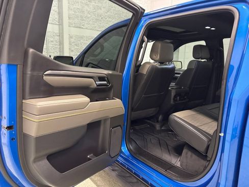 Used 2022 Chevrolet Silverado 1500 ZR2 w/ Technology Package AWD/4WD image 35