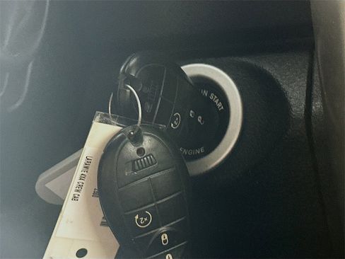 Used 2017 RAM 2500 Laramie image 27