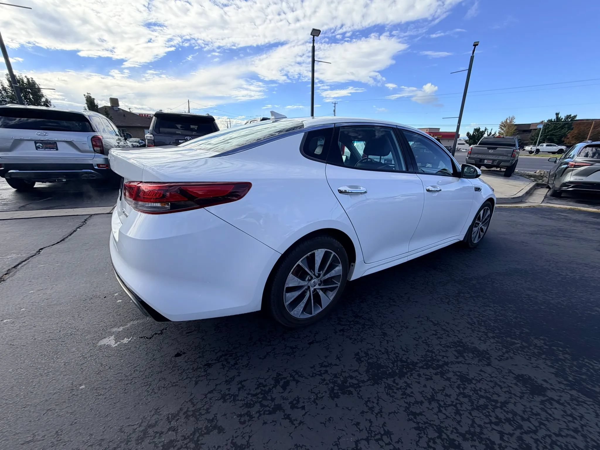 Used 2016 Kia Optima SX FWD image 4