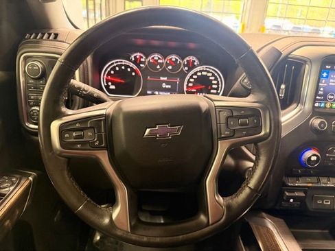 Used 2022 Chevrolet Silverado 1500 LT Trail Boss w/ Convenience Package II AWD/4WD image 36