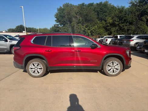 Used 2025 GMC Acadia Elevation w/ Elevation Premium Package AWD/4WD image 5