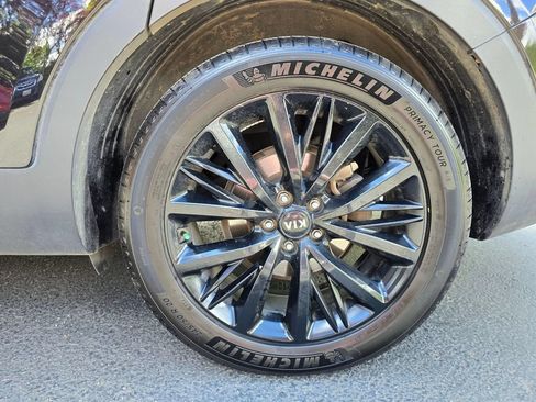 Used 2020 Kia Telluride SX w/ SX Prestige Package AWD/4WD image 6