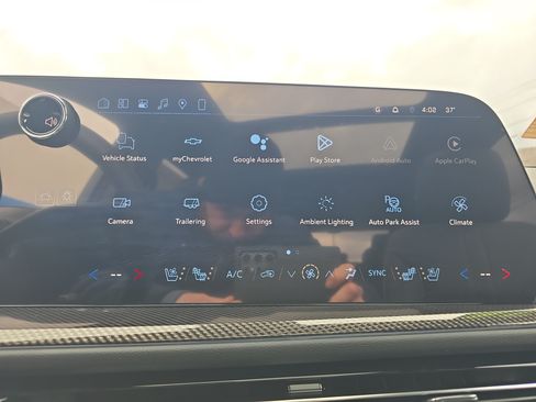 New 2026 Chevrolet Traverse High Country w/ LPO, Floor Liner Package AWD/4WD image 28