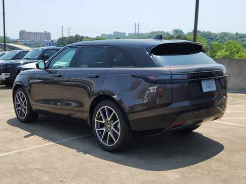 New 2026 Land Rover Range Rover Velar Dynamic SE image 12