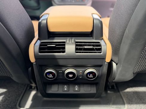 New 2026 Land Rover Defender 90 V8 AWD/4WD image 16
