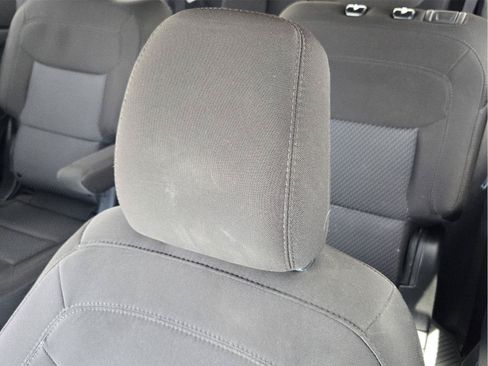 Used 2024 Ford Explorer XLT RWD image 23