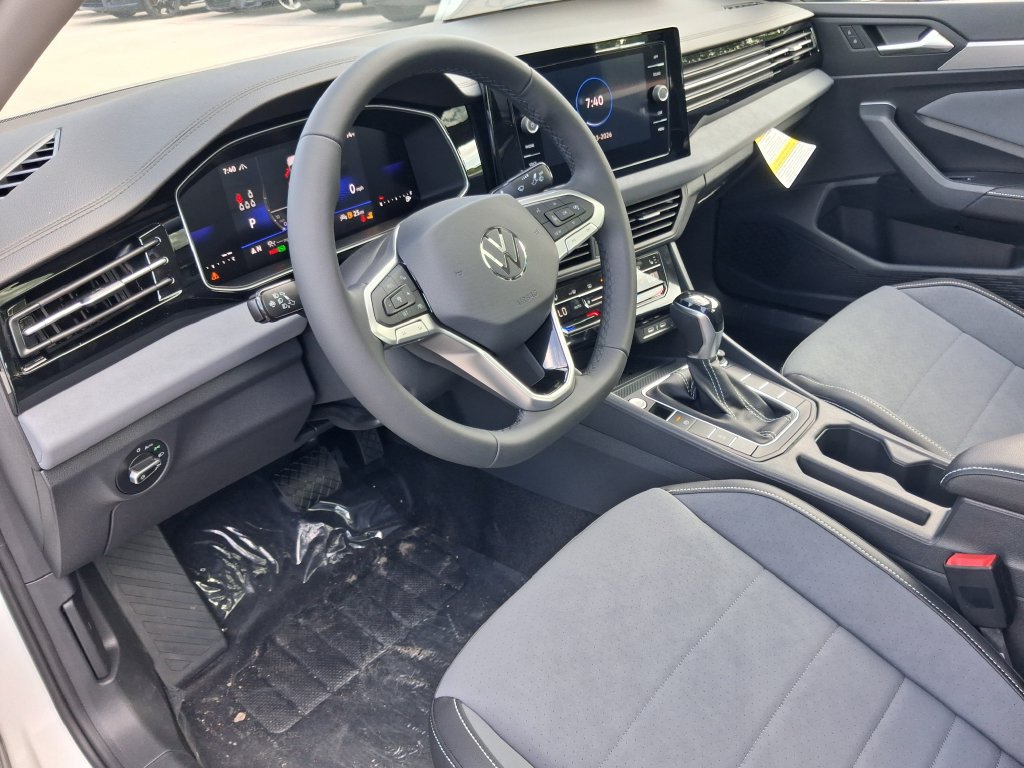 New 2027 Volkswagen Jetta SE FWD image 8