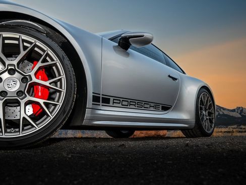 Used 2024 Porsche 911 Carrera S image 6