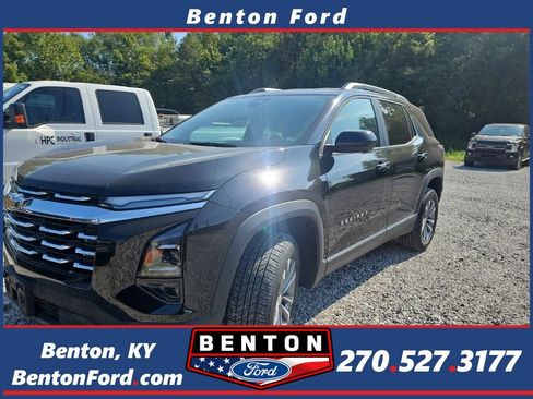 Used 2025 Chevrolet Equinox LT w/ Convenience Package II FWD image 1
