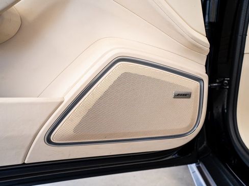 Used 2023 Porsche Panamera Platinum Edition image 33