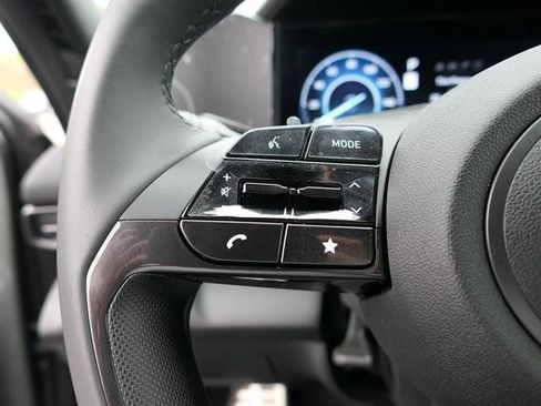 New 2025 Hyundai Elantra SEL image 14