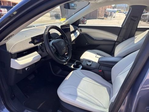 Certified 2021 Ford Mustang Mach-E Premium image 9