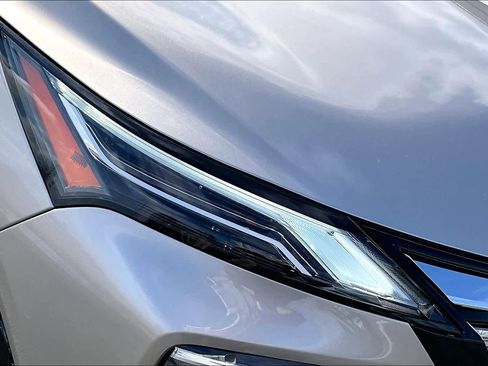 New 2026 Nissan Rogue Platinum image 13