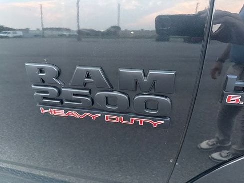 Used 2018 RAM 2500 Laramie w/ Sport Appearance Group AWD/4WD image 9