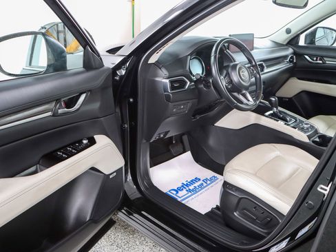 Used 2023 MAZDA CX-5 AWD 2.5 S w/ Premium Plus Pkg image 3