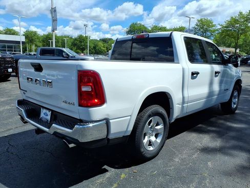 Used 2025 RAM 1500 Big Horn AWD/4WD image 7