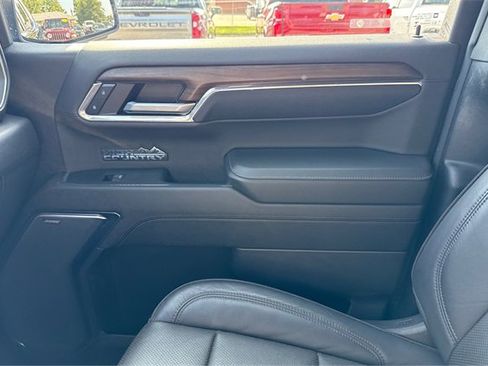Used 2024 Chevrolet Silverado 1500 High Country w/ Technology Package image 20