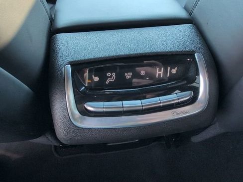 Certified 2023 Cadillac XT6 Sport w/ Platinum Package image 6