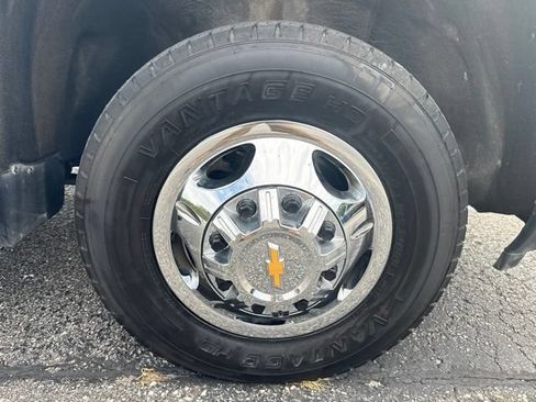 Certified 2024 Chevrolet Silverado 3500 LT w/ Convenience Package AWD/4WD image 14