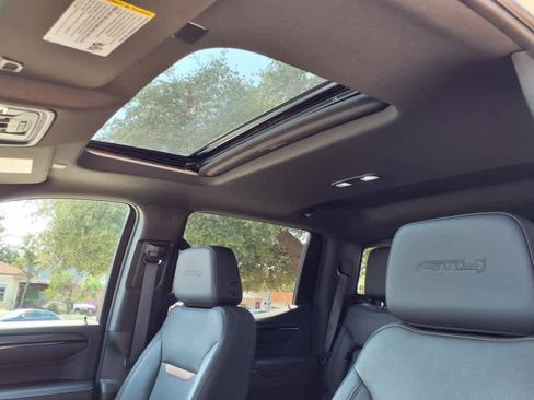 Certified 2024 GMC Sierra 1500 AT4 w/ Technology Package AWD/4WD image 6
